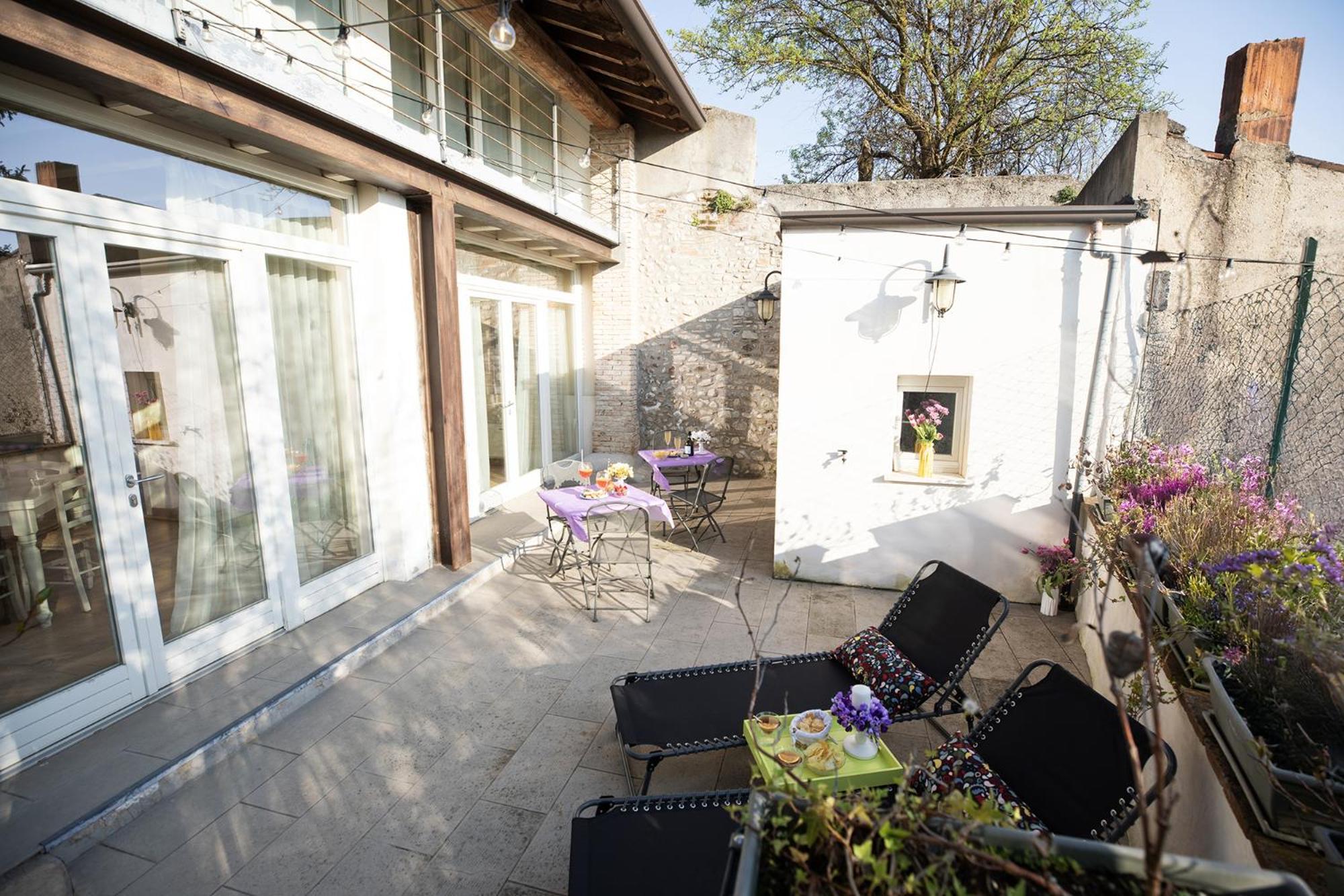 Bed and Breakfast Relais La Rocca Solferino Exterior foto