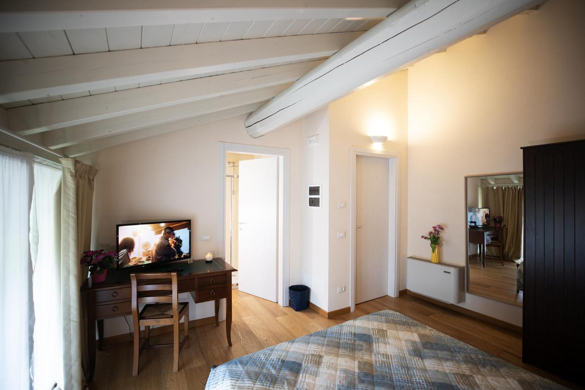 Bed and Breakfast Relais La Rocca Solferino Exterior foto